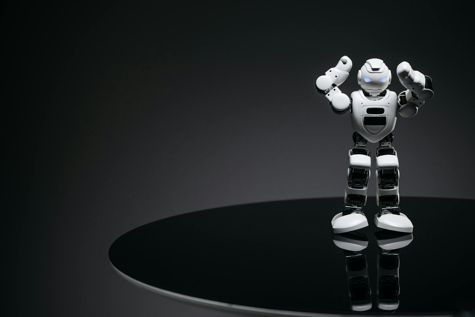 Artificial Intelligence Agents: Smart Solutions for Growth