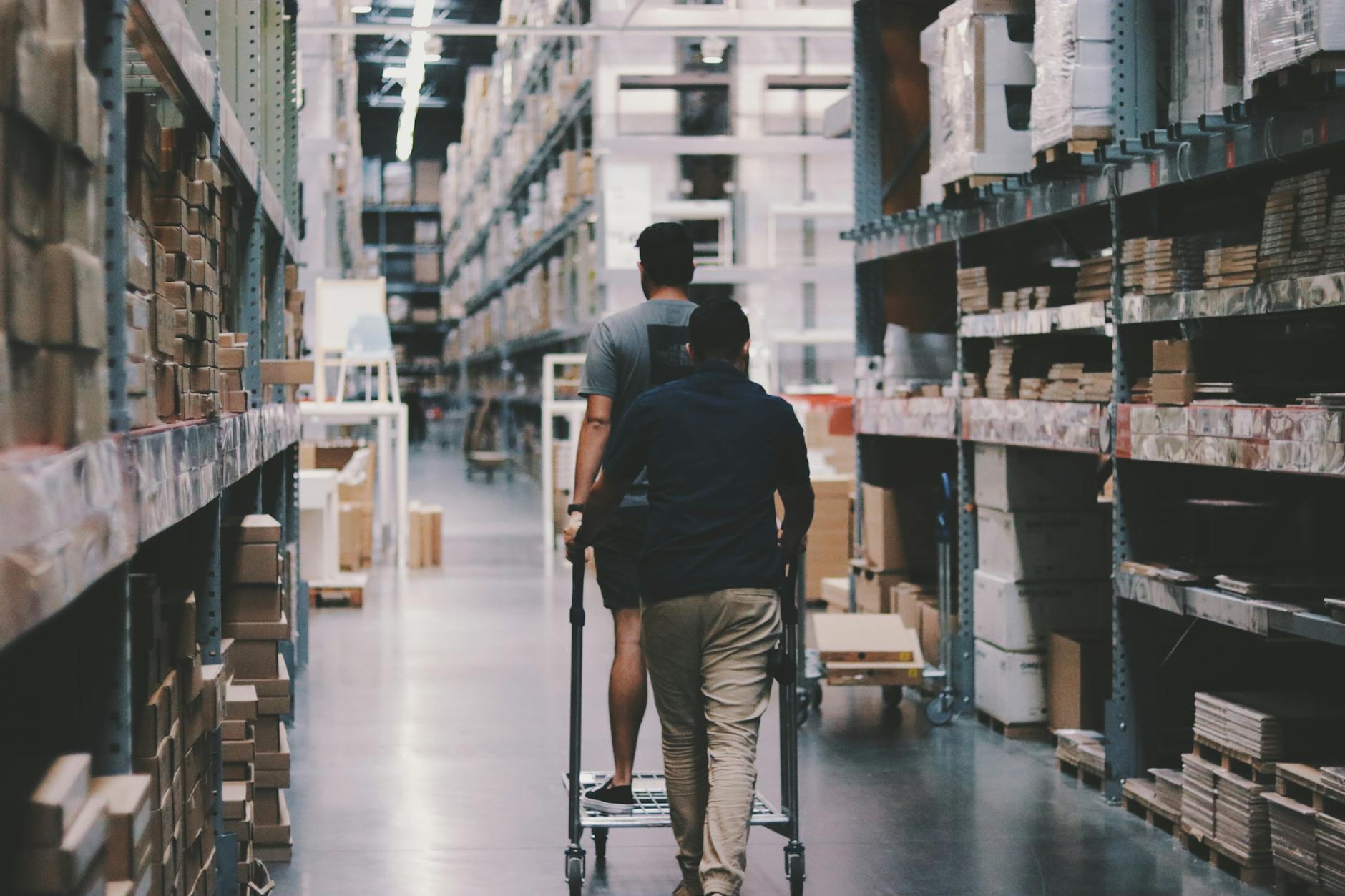 The Smart Way to Manage Stock: AI Agents for Inventory Optimization